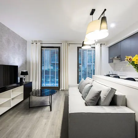 Premium By Wawel Castle Daire Krakow